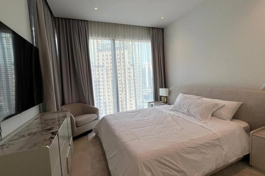 Lux 2Br In Marina Gate With Stunning Views Apartment Dubai Luaran gambar