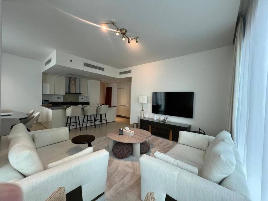 Lux 2Br In Marina Gate With Stunning Views Apartment Dubai Luaran gambar